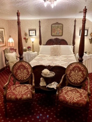 Parisian Dreams Bedchamber Suite